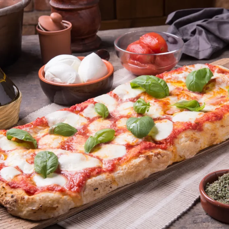 Imagen 15 MANERAS PARA MEJORAR TU MASA DE PIZZA 🇮🇹✨